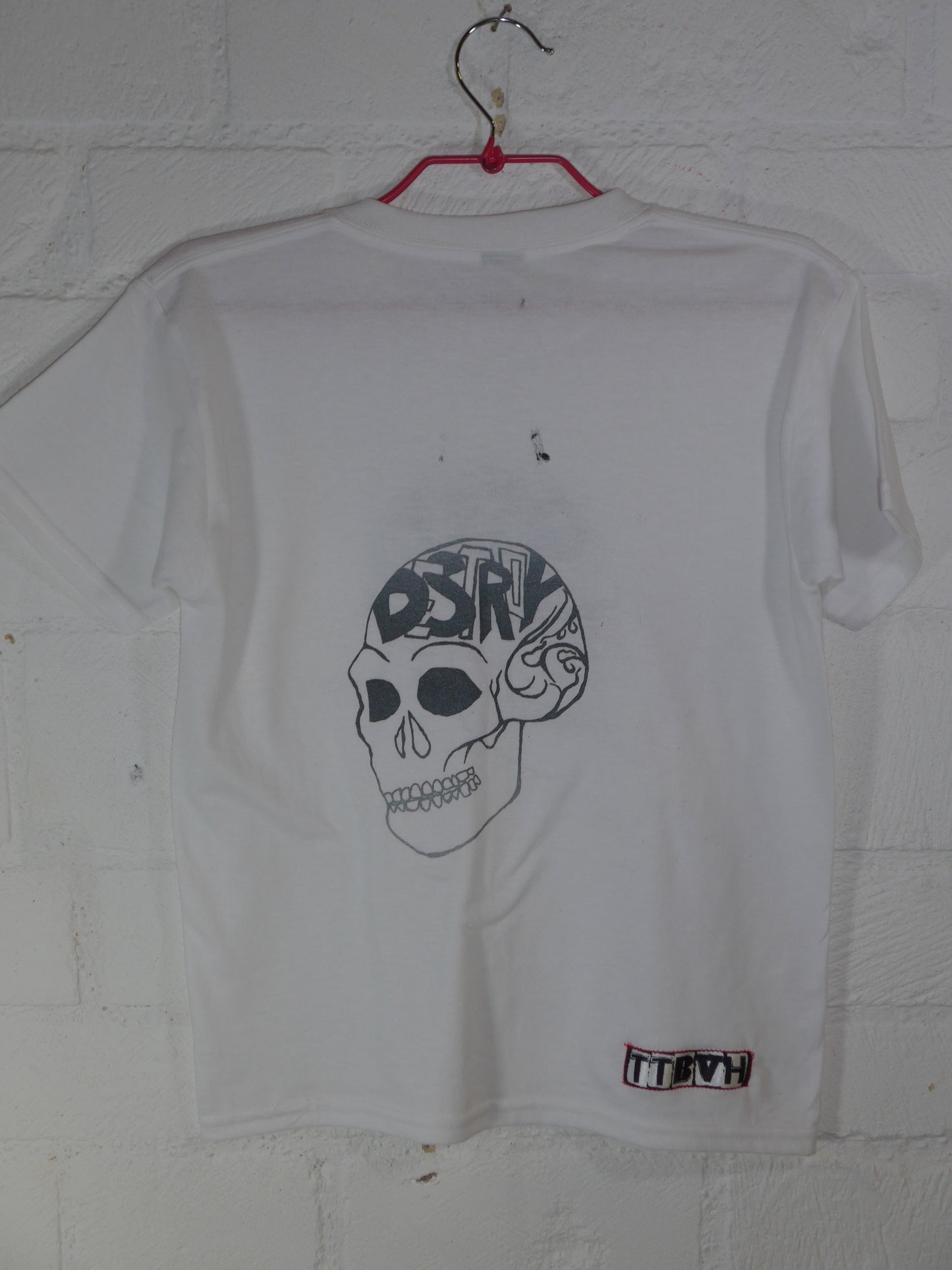 Destroy Series White T-Shirt L